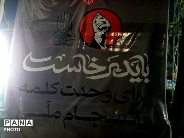 این روزها خیابان‌ها آینه‌ تمام‌نمای دل‌های شکسته