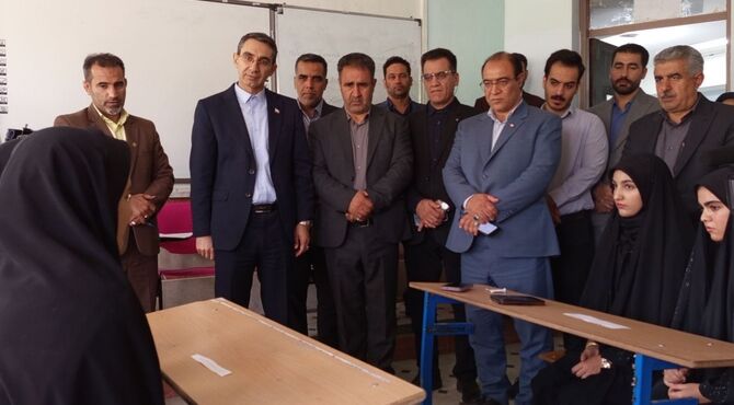 میزبانی باشکوه مسابقات قرآن و عترت و نماز دانش‌ آموزان و فرهنگیان در ناحیه یک خرم آباد 