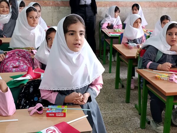 جشن شکوفه‌ها در ملکان؛ استقبال گرم از نوگلان دبستانی