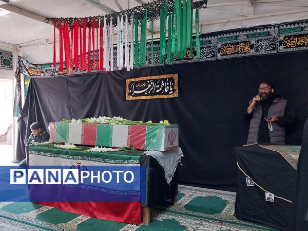 مراسم وداع با شهید گمنام در دبیرستان عصمت۲