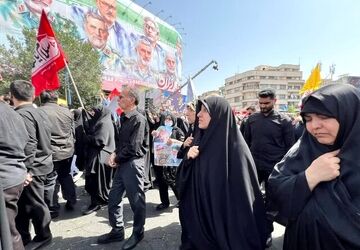 حضور معاون زنان رئیس‌جمهور در مراسم تشییع شهدای اقتدار