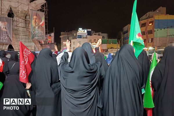 شور غدیر در میدان امام خامنه‌ای؛ اجتماع شبانه مردم شهرستان قدس جلوه‌ای از عشق به ولایت
