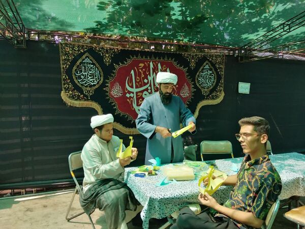 برپایی موکب شهدای شاهنامه و شهرداری منطقه ۱۲ و پذیرایی از زائران امام رضا (ع) در مشهد 