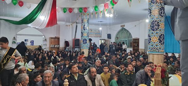 جشن میلاد امام زمان(عج) و گرامیداشت دهه فجر در مسجد بقیة الله شوراب صغیر