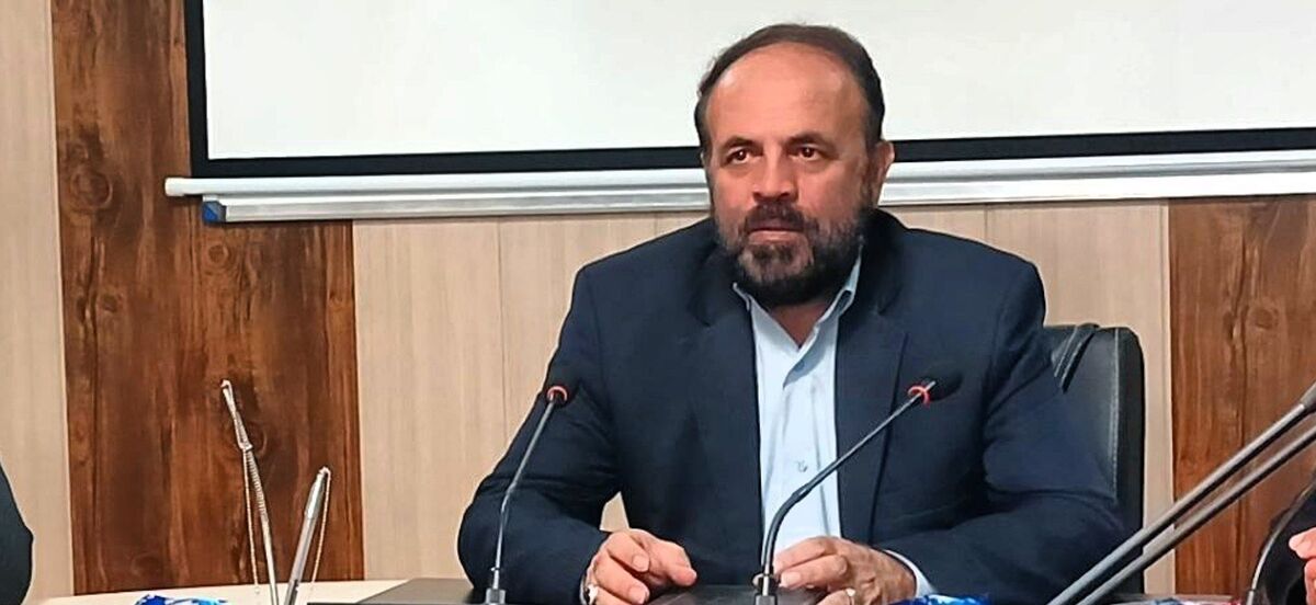 هر دانش‌آموز باید حداقل یک نقش و یک تشکل داشته باشد
