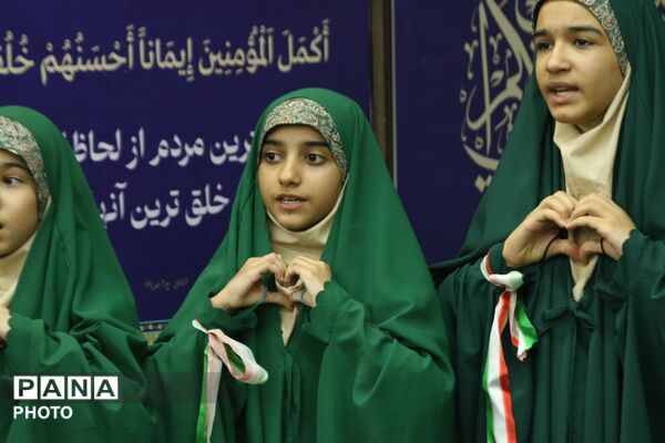 دیدار مدیرکل آموزش‌وپرورش یزد با نماینده ولی‌فقیه