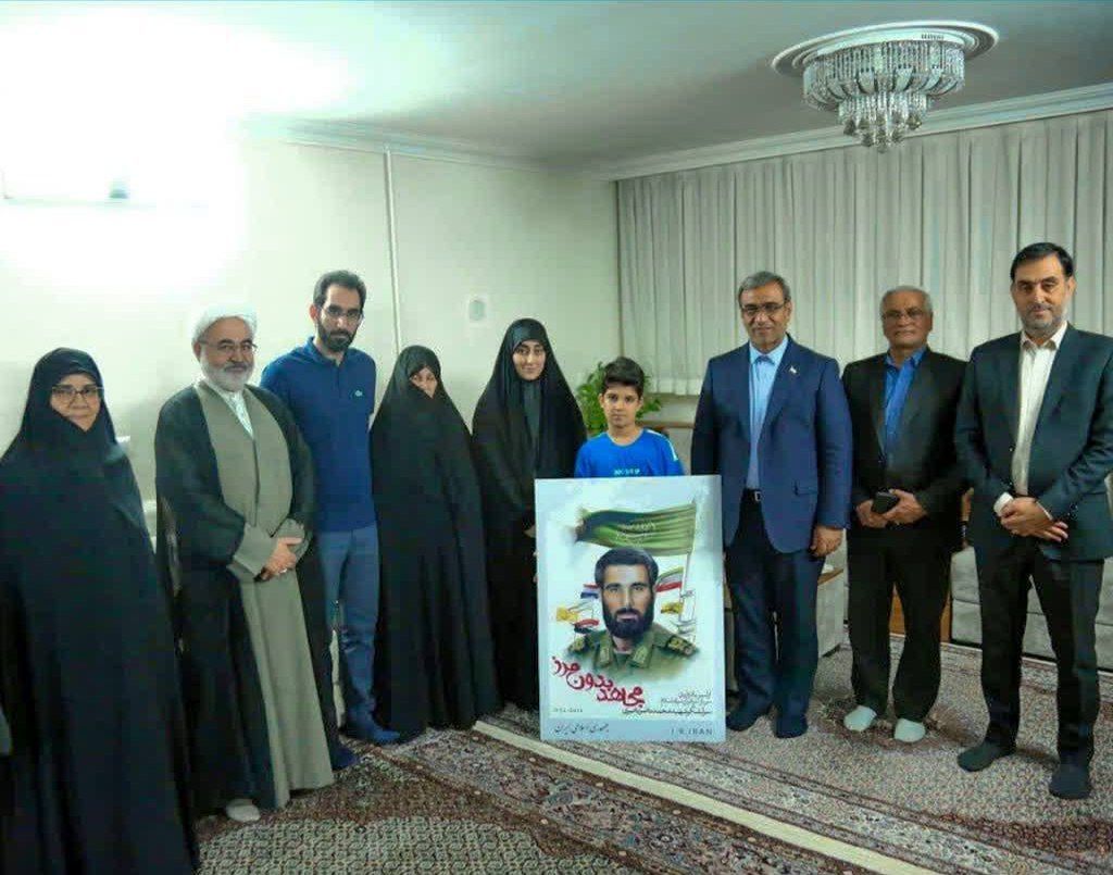 شهدا و ایثارگران جان شیرین خود را برای آرمان‌های الهی فدا کردند