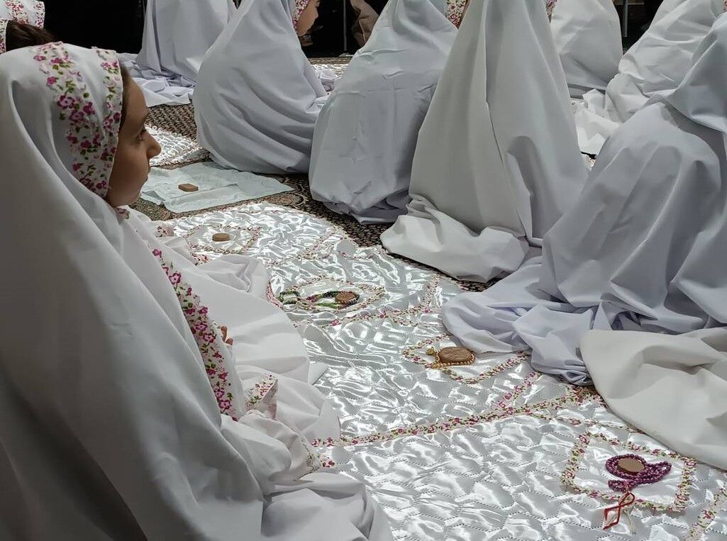 برگزاری جشن تکلیف دانش‌آموزان دختر مجتمع آموزشی ایرانیان در اربیل