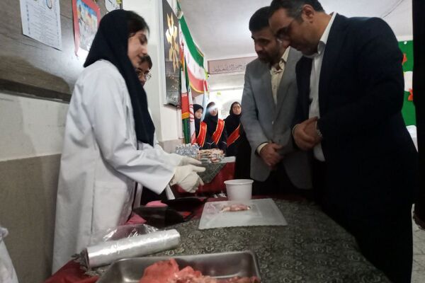  مراسم نواخته شدن زنگ پژوهش در فرزانگان قدس