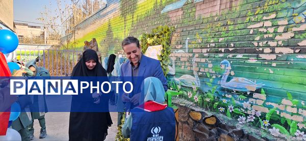 انتخابات شورای دانش آموزی در دبستان شاهد تحقیقی ناحیه ۶