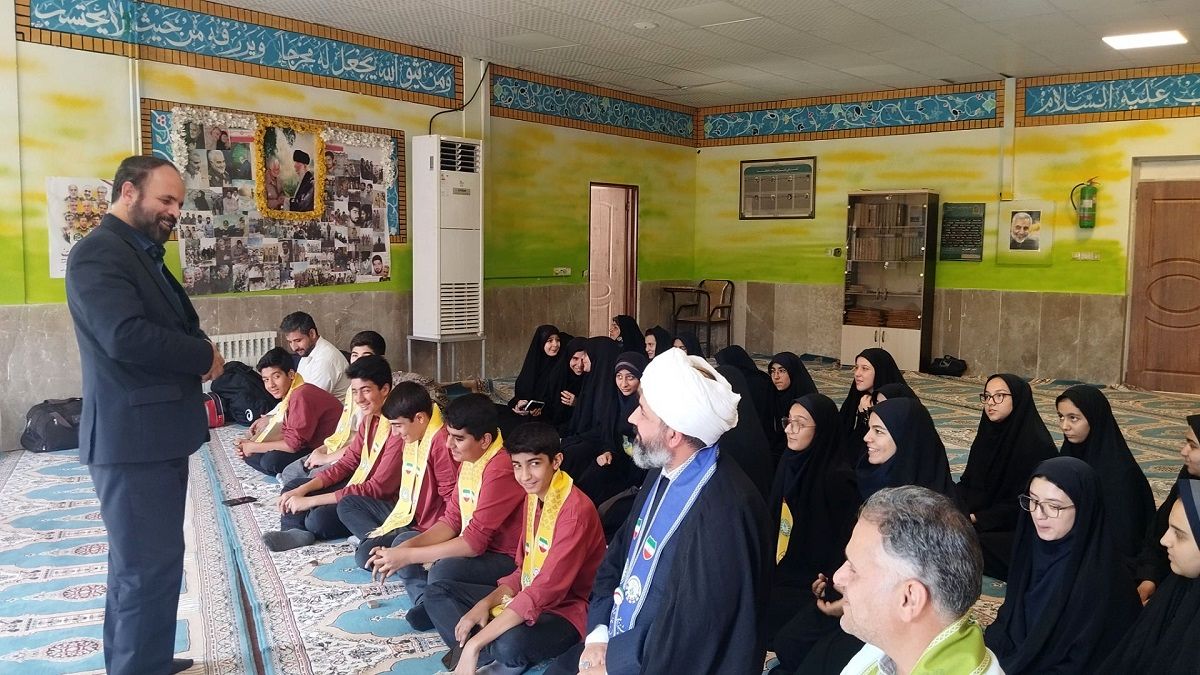 اعزام دانش‌آموزان پیشتاز البرزی به همایش ملی روز دانش‌آموز در اردگاه باهنر تهران