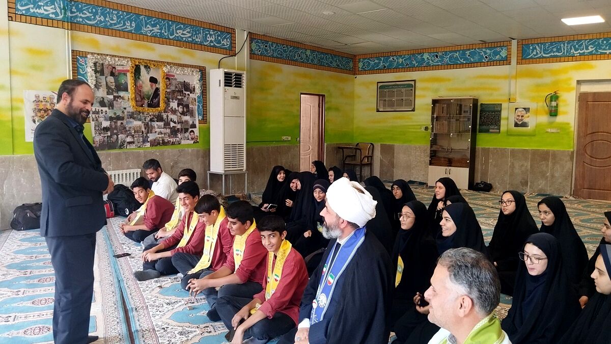 اعزام دانش‌آموزان پیشتاز البرزی به همایش ملی روز دانش‌آموز در اردگاه باهنر تهران