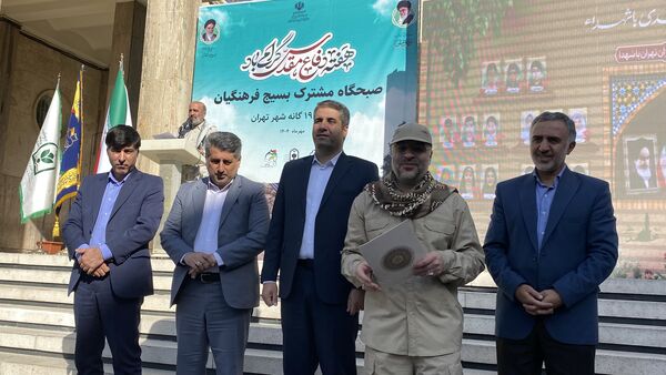 برگزاری صبحگاه مشترک بسیج فرهنگیان به مناسبت هفته دفاع مقدس