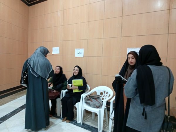اولین جلسه بیلان هشدار  دبیرستان وکیلی ۹ در نیشابور