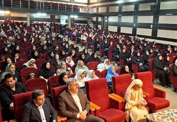 آیین اختتامیه طرح نوجوان سالم و یاریگران زندگی در کانون شهید کافی شهریار