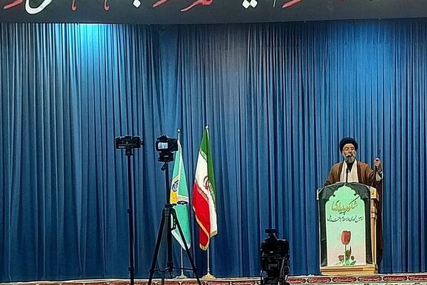 هم‌صدایی آموزش و پرورش با نماز جمعه پیشوا؛ روایت دغدغه‌های آموزشی از تریبون پس از خطبه‌ها