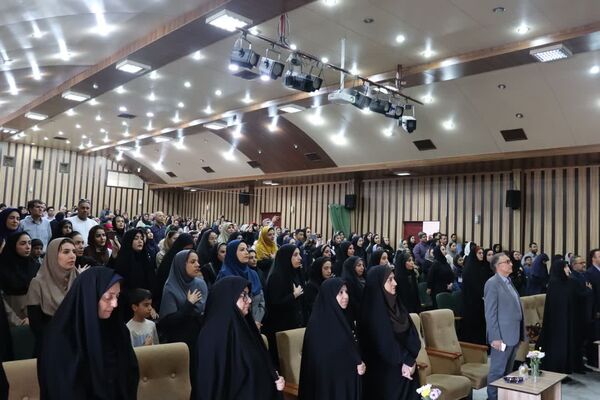آیین تجلیل از برگزیدگان استانی جشنواره جابربن‌حیان و اصلاح روش‌های آموزش و تحول در محیط یادگیری در البرز