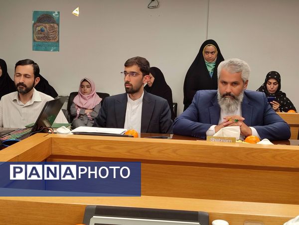 نشست خبری جشنواره سرود دانش‌آموزی بنیاد فرهنگی رضوی مشهد 