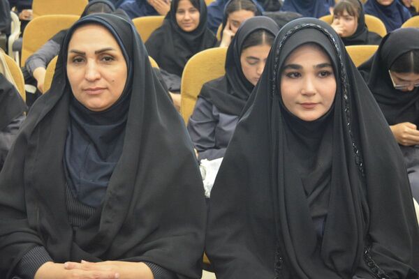 دومین جشنواره پوشش ایرانی اسلامی نوردُخت دربهارستان‌دو
