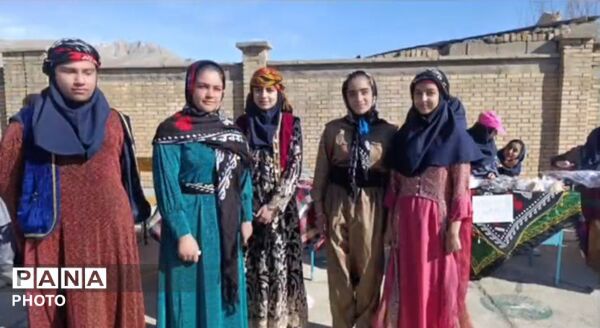 دوازدهمین جشنواره نوجوان خوارزمی در دبیرستان خدیجه کبری(س) بیرانوند