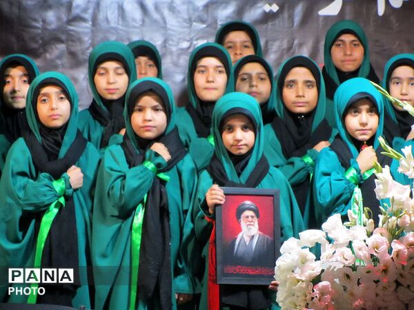 مراسم گرامیداشت آقای شهید ایران و یادبود شهدای شهرستان فلاورجان در اردوگاه شهید بهشتی اصفهان