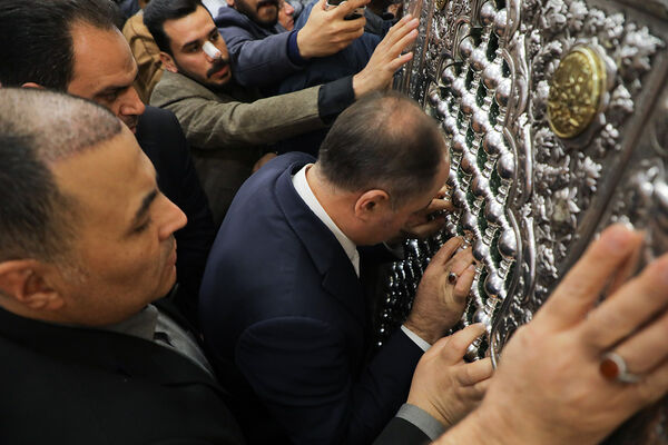 تشرف وزیر جهاد کشاورزی به زیارت حرم حضرت معصومه(س)