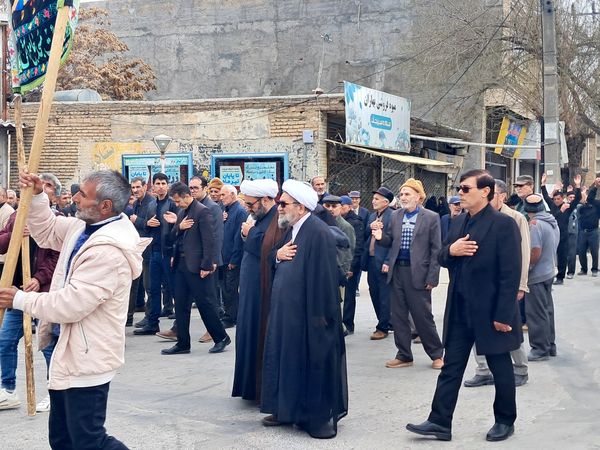 مراسم دسته روی و سینه زنی مردم آشخانه به مناسبت شهادت امام علی (ع)