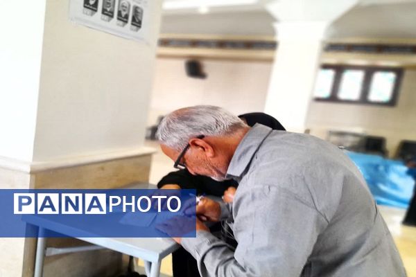 حضور حماسی مردم رفسنجان در انتخابات ریاست‌جمهوری