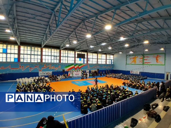  همایش دانش‌آموزی یاوران انقلاب شهرستان ورامین