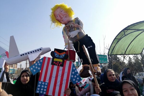شکوه همبستگی مردم شهید پرور فشافویه در راهپیمایی ۲۲ بهمن