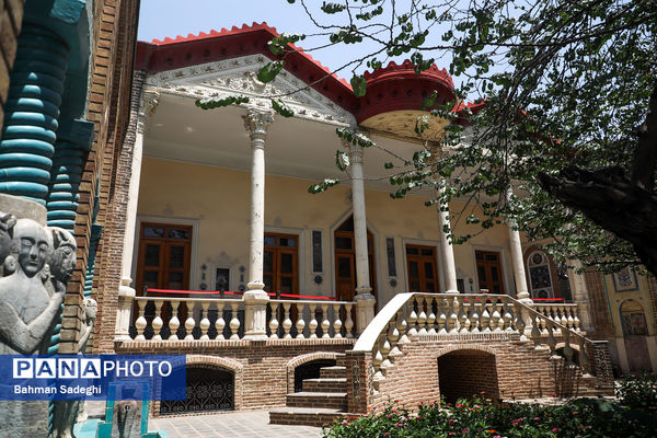 خانه موزه مقدم