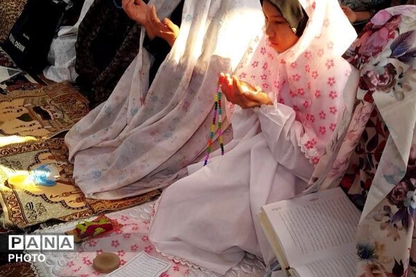 تجلی بندگی در صفوف به‌هم‌پیوسته؛ فشافویه در عید قربان یکپارچه غرق در نیایش شد