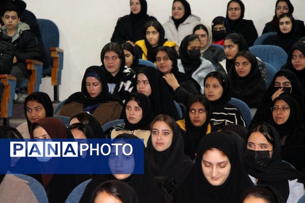 همایش تجلیل از پژوهشگران و نخبگان دانش‌آموزی در سملقان