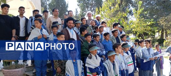 نواخته شدن زنگ استکبارستیزی در گالیکش