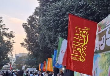 پایتخت در جشن «امت احمد» غرق در شور و شادی شد