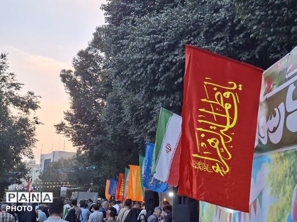 تهران در جشن بزرگ «امت احمد» به استقبال میلاد پیامبر(ص) و امام صادق (ع) رفت