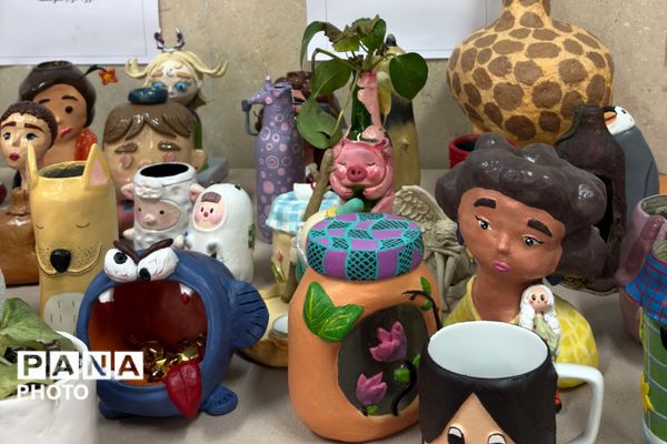 داوری مرحله منطقه‌ای چهل‌وچهارمین جشنواره فرهنگی هنری فردا در اسلامشهر 