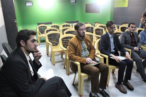 نشست صمیمی «محمد عکاف» با مدیران روابط عمومی نواحی آموزش و پرورش قم