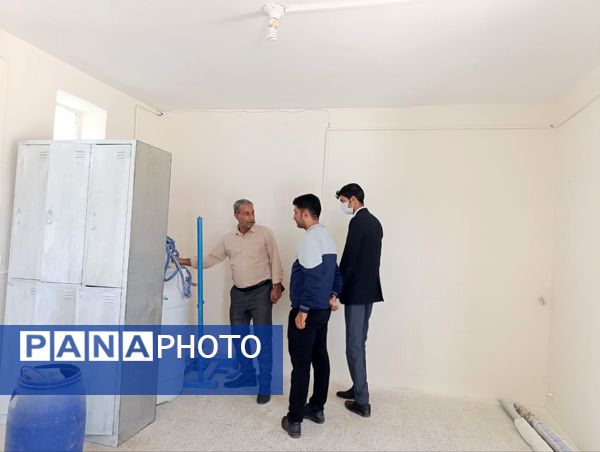 بازدید کارشناس تربیت بدنی شهرستان خلیل آباد از دبیرستان رئیس زاده 