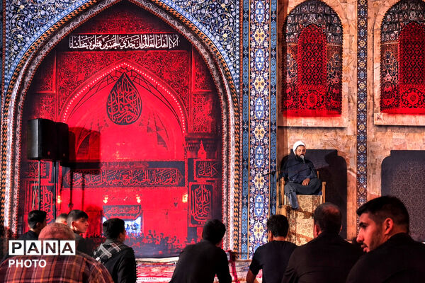 حرم شهدای گمنام آباده؛ میعادگاه دلدادگان حسینی