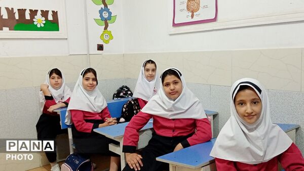 آغاز سال تحصیلی جدید در مدرسه یکی یدونه الیگودرز