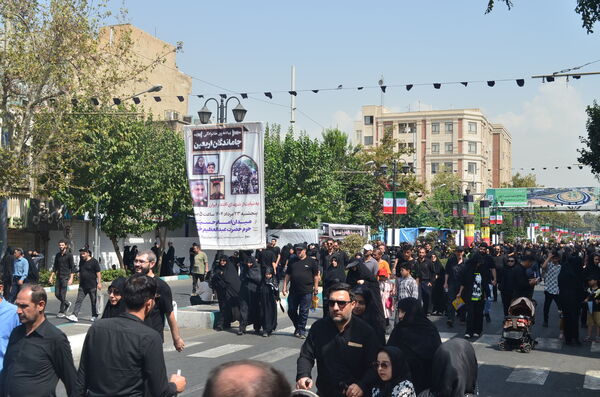 تجمع بزرگ جاماندگان اربعین در تهران