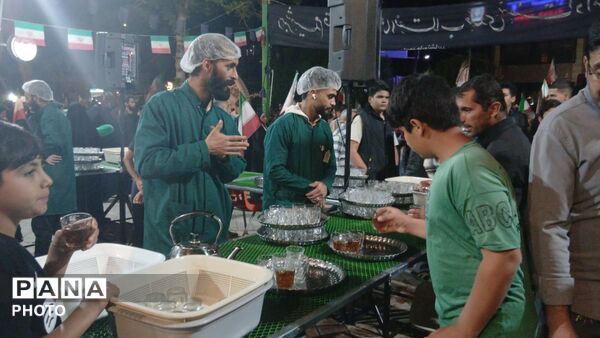 پنجاه و ششمین شب از فعالیت چایخانه فاطمه الزهرا در قاب پانا 
