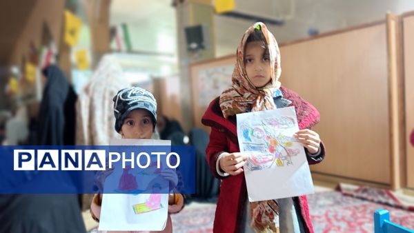 حضور پرشور دانش‌آموزان و فرهنگیان در نماز جمعه یاسوج