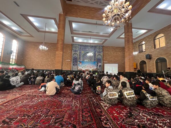 اجتماع بزرگ بسیجیان بخش صوفیان به‌مناسبت هفته بسیج