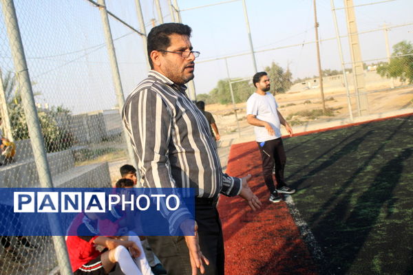 تیم چاهکوتاه قهرمان مسابقات روستایی مینی فوتبال جام پرچم شهرستان بوشهر 