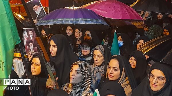 نورآباد، بیعت با رهبری در دل باران 