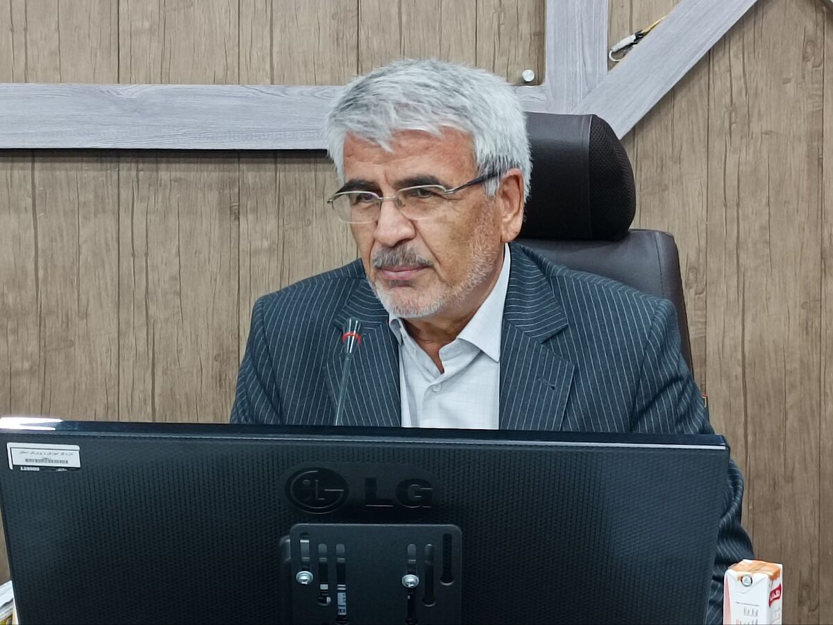 هیچ کشوری جز به دست معلمان و دانشگاهیان خود پیشرفت نمی‌کند