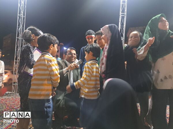 حضور حماسی مردم و فرهنگیان ناحیه ۶ در اجتماع بزرگ «یاوران ولایت»