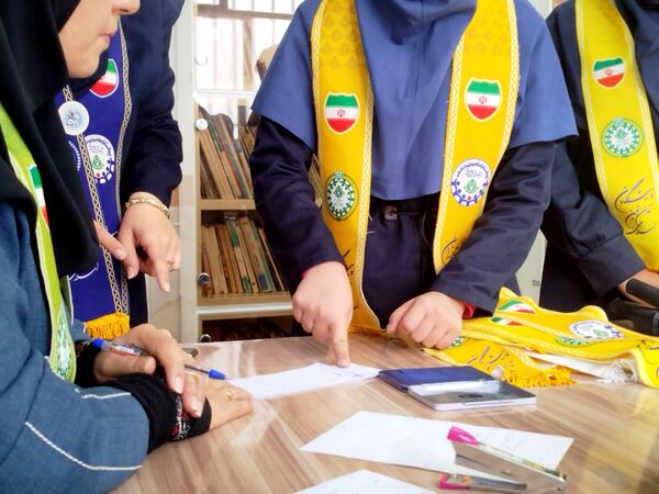 انتخابات شورای دانش‌آموزی در شهرستان فاروج 